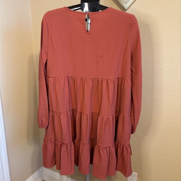 NWT Reverof Rust Tiered Babydoll Mini Dress Long Sleeve Small - Picture 2 of 3